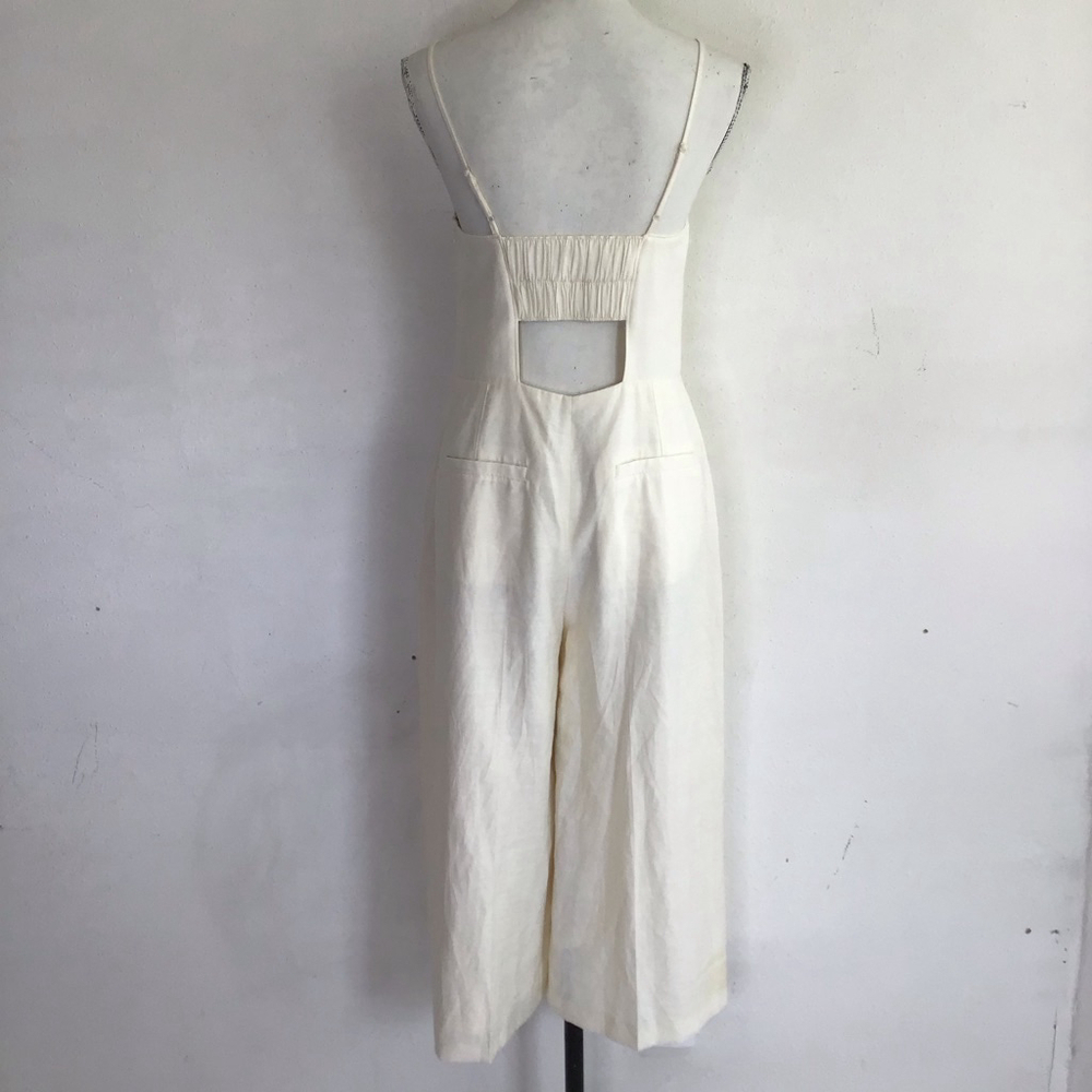 Club Monaco Women Elegant Buttery Cream Yellow Sleeveless Jumpsuit Size 6 - Picture 3 of 16